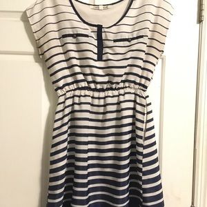 Navy blue & white dress, fits like a small